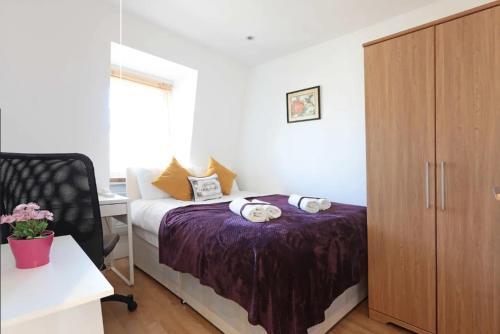 Lovely Private Bedrooms in Euston, Central London Room Type - Double Room