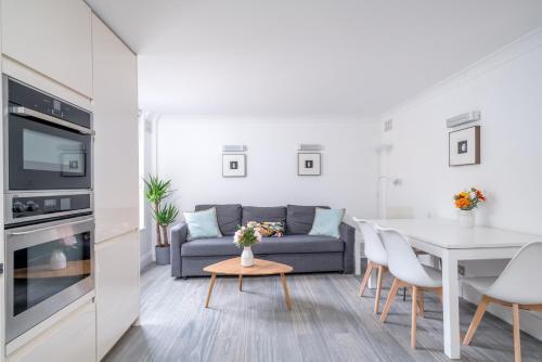 Beautiful & Serene Flat in the Heart of London - Tap to explore photos