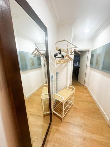Flat 1 Stay In Aldgate - Tap to explore photos