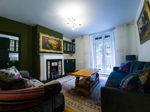 Cozy flat near Kings Cross - Tap to explore photos