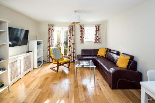 Fantastic Stay In Canary Wharf - 2 Bedrooms - Tap to explore photos