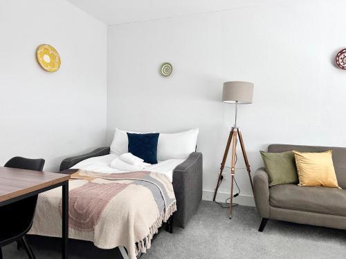 Camden 2bd flat at Rousden Street - Tap to explore photos