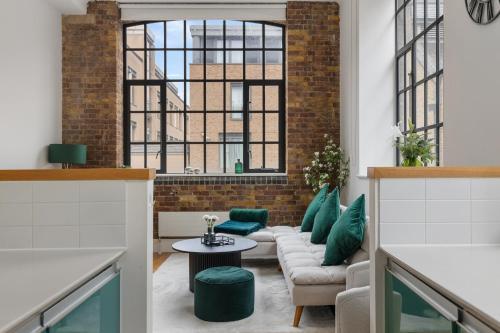 Central London, Kings Cross, Minutes From Station! - Tap to explore photos