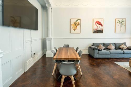 SouthKen Palace Suites - Tap to explore photos