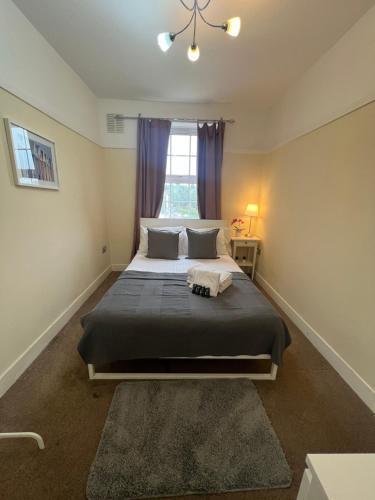Stunning Wembley Stadium Flat - Tap to explore photos