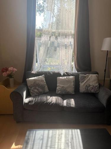 Cozy apartment with park view! - Tap to explore photos