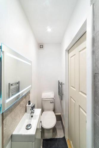 [Covent Garden-Oxford street] Central London Studio Apartment - Tap to explore photos