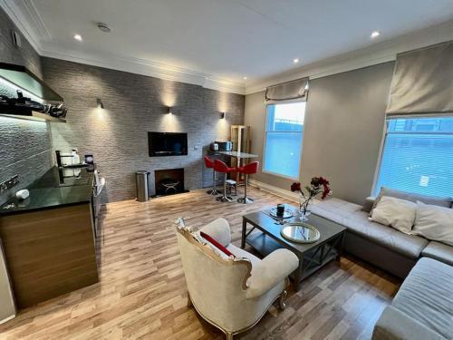 Lovely 1bed flat in Notting Hill - Tap to explore photos