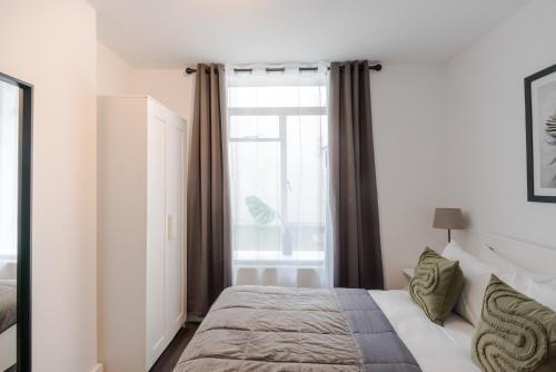Gloucester Place/Marylebone Apartments - Tap to explore photos