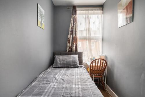 Hatton Homes - Thackeray Avenue - Tap to explore photos