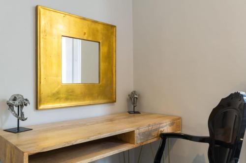 Hyde Park Delux 1 bed Bayswater - Tap to explore photos