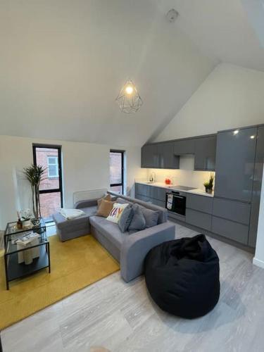 Loft Space London - Tap to explore photos