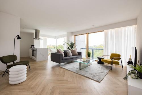 Modern, Luxury 2-Bed Home with Private Balcony - Tap to explore photos