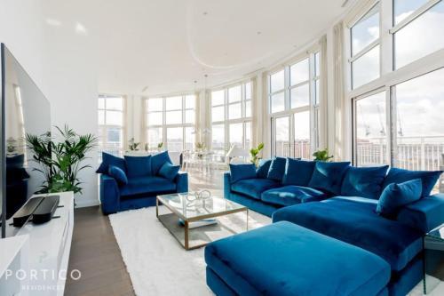 Portico Residences - Stunning Penthouse with River Views in Battersea - Tap to explore photos