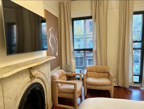 The West Village Gem - Tap to explore photos