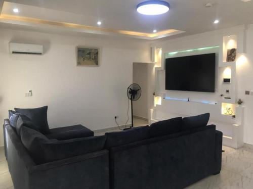 BJ's SHORTLET OGOMBO ROAD - Tap to explore photos