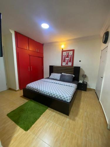 Studio C, (Studio Apartment) Hillside Gardens - Tap to explore photos