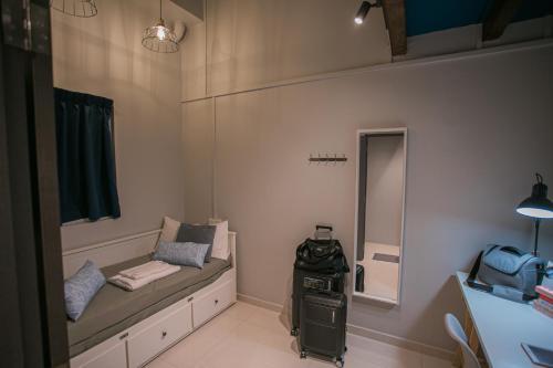 Bluewaters Collab Quarters