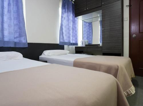Amrise Hotel, Check in at 10PM, Check out at 9AM - Tap to explore photos