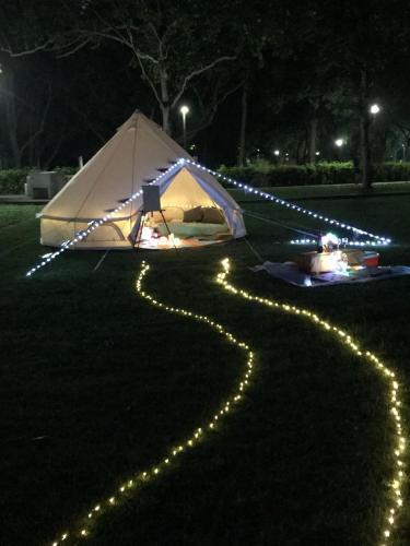Glamping Kaki - Medium Bell Tent - Tap to explore photos