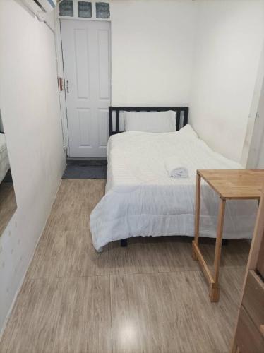 Chubby 9 single room