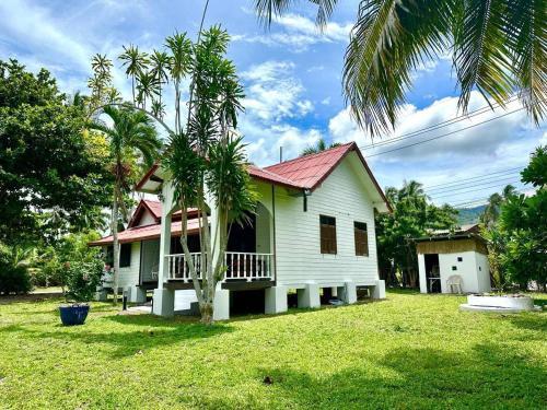La Maison by SP Villa Management - Tap to explore photos