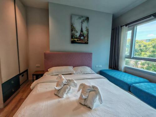 pattaya centric sea condo - Tap to explore photos