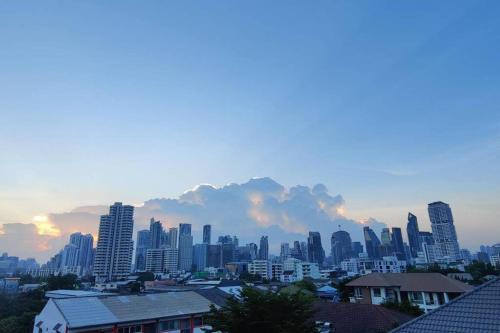 Skyline View 2 - BTS Thong Lo