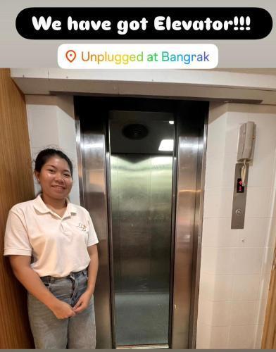 Unplugged at Bangrak & Silom Design Hostel Room Type - Deluxe Double Room