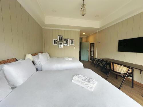 Wiengket Heritage 1964 Room Type - Family Room with Balcony