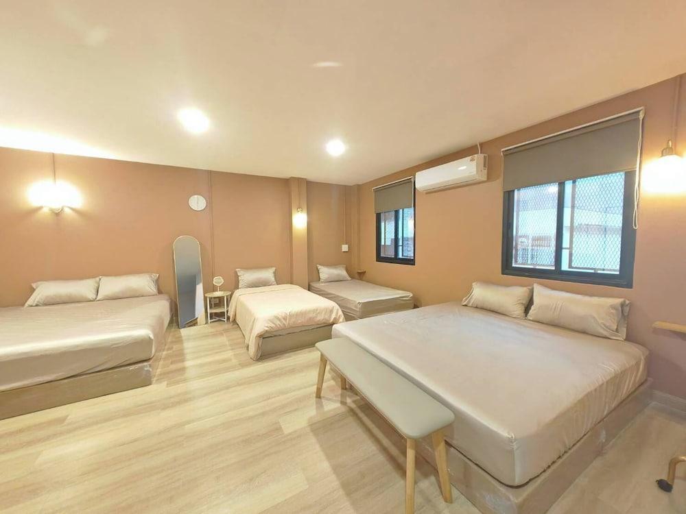 57 Hidden House BKK Chinatown Room Type - Family Suite, City View