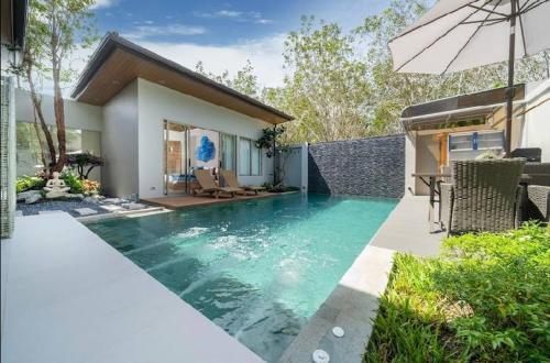 Villa private swimming pool and garden Phuket Free Airoport Pick up from 7 days - Tap to explore photos