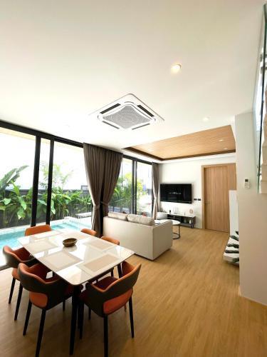 Charming Villa Aileen Phuket by Apart Homes - Tap to explore photos
