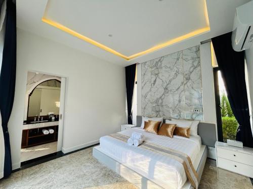 Menara - 3 BR Private Pool Villa - Moroccan Inspired - Bangtao Beach - Tap to explore photos