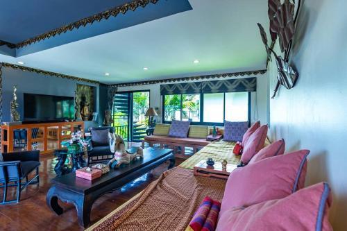 Casa Asiatique — 5BR Villa in Laguna & Layan Beach - Tap to explore photos
