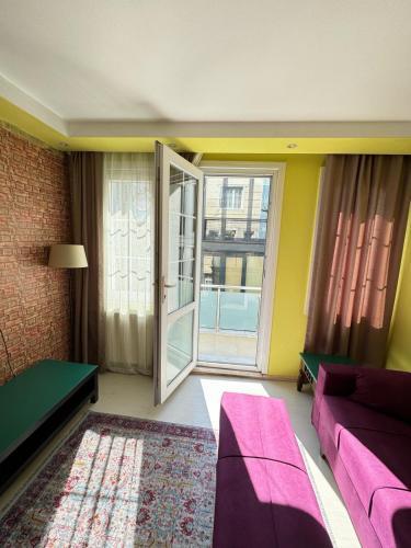 Plaesant apartment with Balcony