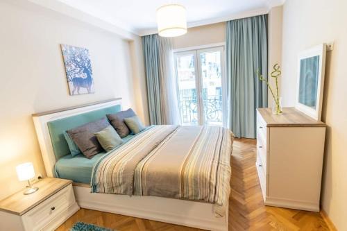 Cukurcuma 2br Apt Stylish Interior