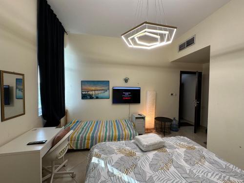 Master Bed Room Shared Apartment Flat 1301 - Tap to explore photos