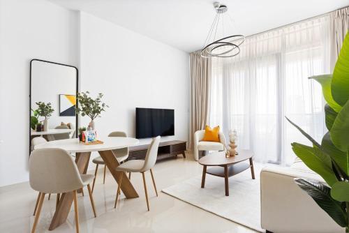 Silkhaus Vacation Homes Chic 1BDR Near Reem Mall Room Type - Apartment