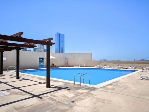 Silkhaus Vacation Homes Chic 1BDR Near Reem Mall - Tap to explore photos