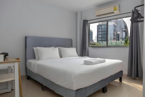 X GO INN BTS Nana Sukhumvit Soi 3 โกอินน์ บีทีเอส นานา