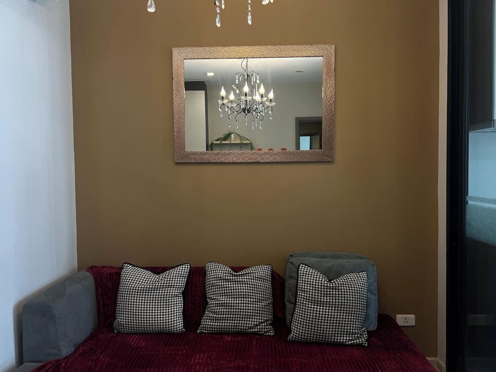 The Base Central Pattaya by Mickey Room Type - Stylish 1BR Downtown Pattaya The Base Central Pattaya by Mickey Room Type - Stylish 1BR Downtown Pattaya
