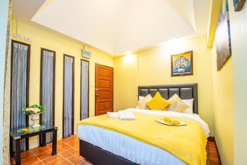 4BR Bali style Private Pool Villa Siya พูลวิลล่าพัทยา - Tap to explore photos