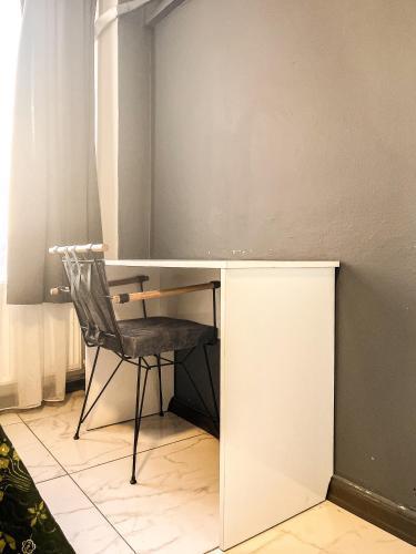 Nest Digital Nomad House - Tap to explore photos