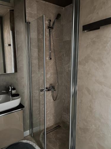 Modern Studio with balcony - Tap to explore photos
