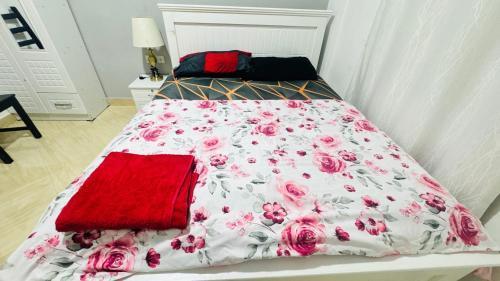 One Private Room Sharing Apartment Flat 31 Room 3 - Tap to explore photos
