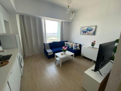 Yas Island Mayan 2 Junior 1 Bed Apartment with Private Beach Access by Central Stay - Tap to explore photos