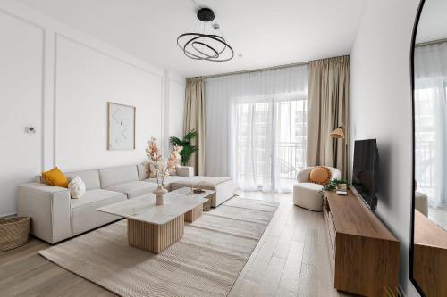 Silkhaus Chic 1BDR with Easy Access to the Canal - Tap to explore photos