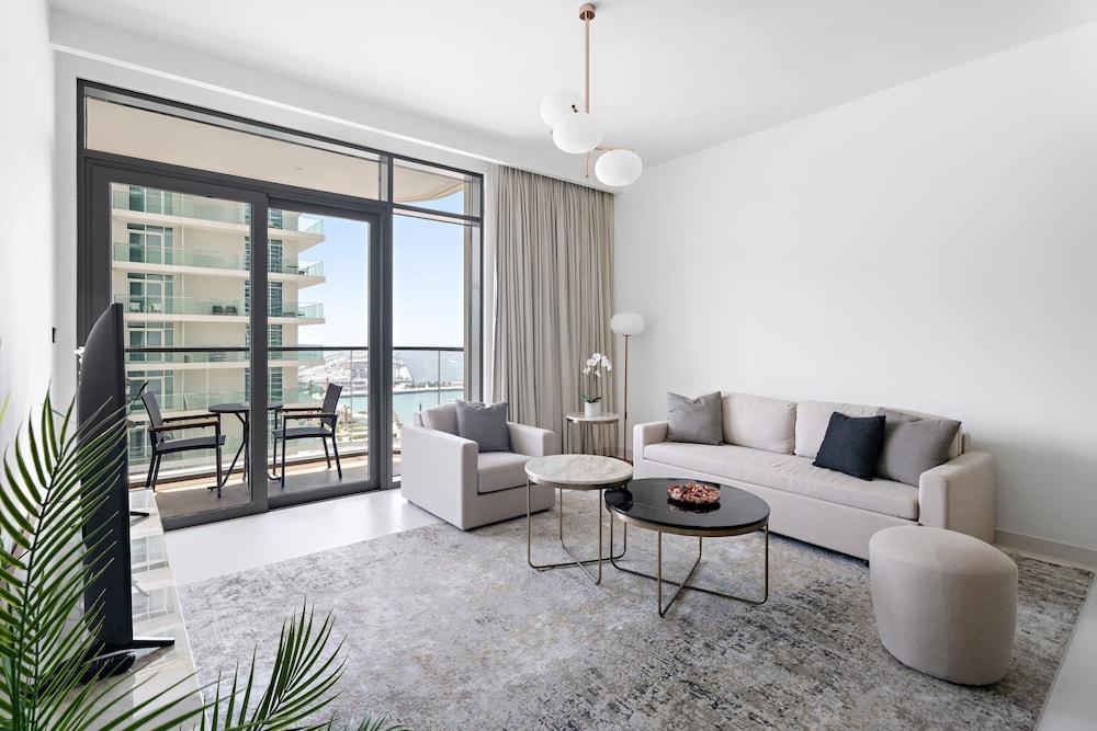Silkhaus 1 BDR Sea View Retreat Private Beach - Tap to explore photos