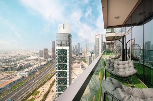 Highest Infinity Pool in Downtown Dubai